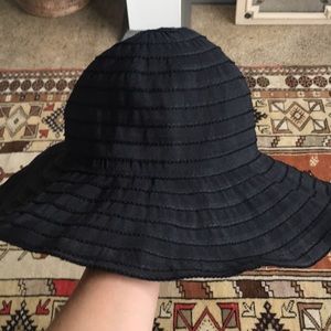 Black Summer Hat 🌞